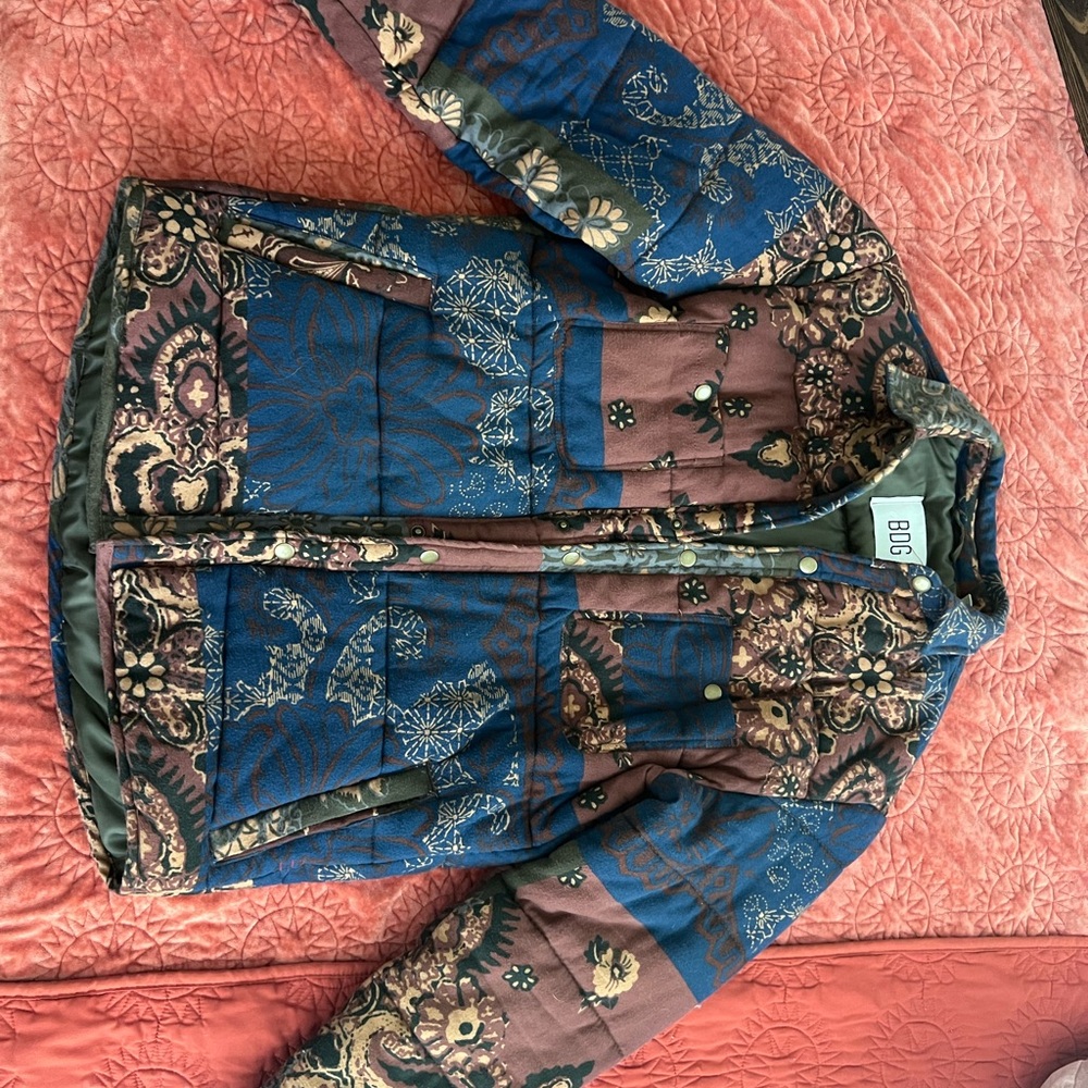 BDG Blue and Brown Puffer Jacket with Intricate Design